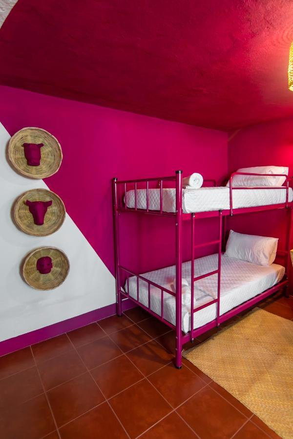 Why Not Hotel Antigua Kültér fotó